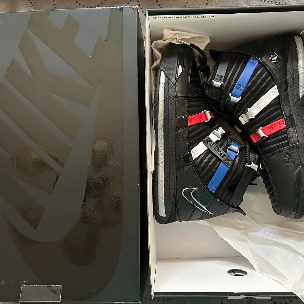 NIKE ZOOM LEBRON III Q S SIZE 7.5 MEN NWB  $200